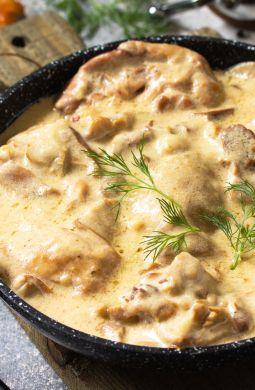 Recette de Poulet de Bresse au vin jaune du Jura et aux morilles